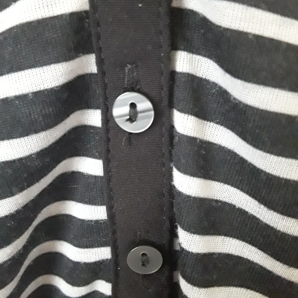 Striped Quarter Sleeve Henley Top - Picture 3 of 6